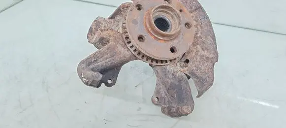 Volkswagen Golf IV Front wheel hub spindle knuckle 