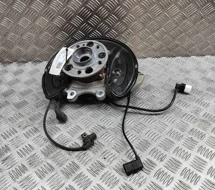 Mercedes-Benz EQC Rear wheel hub A2133503205