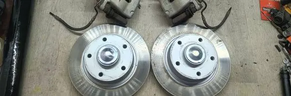 Renault Megane III Brake discs and calipers set 