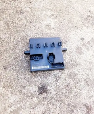 Audi A4 S4 B6 8E 8H Comfort/convenience module 8E0907279F