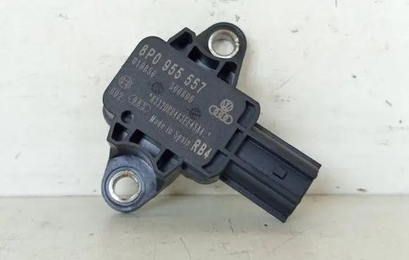 Audi A4 S4 B7 8E 8H Airbag deployment crash/impact sensor 8P0955557 300806 019850