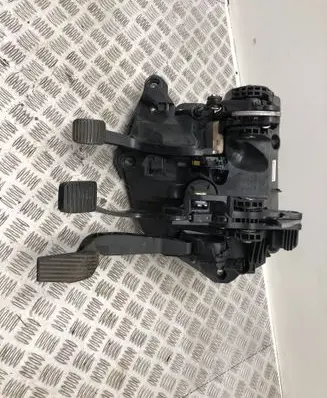 Jeep Renegade Pedal assembly 51830252 0204054494 51942427