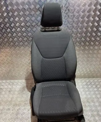 Toyota Yaris XP210 Front driver seat PK18110