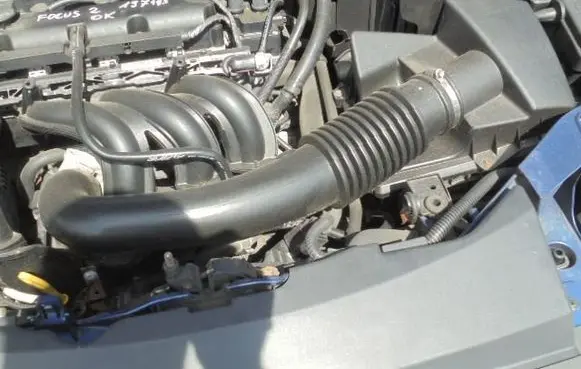 Ford Focus C-MAX Air intake hose/pipe