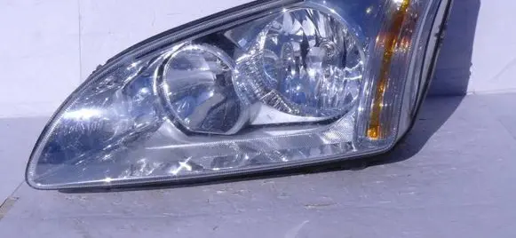 Ford Focus Headlight/headlamp 4M5113W030AE