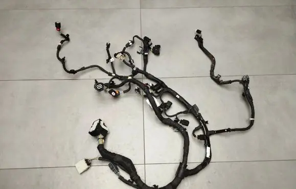 Ford Mondeo MK V Engine installation wiring loom HG9T12C508 413793104