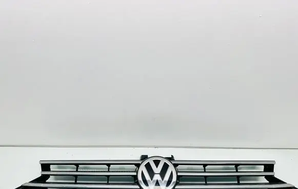 Volkswagen Touran III Front bumper upper radiator grill 5TA853651