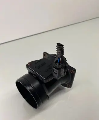 Skoda Octavia Mk1 (1U) Mass air flow meter 06A906461B AFH6010C 224999