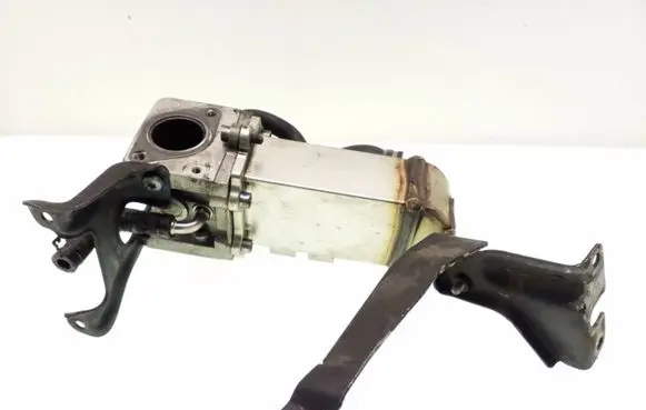 Audi A6 S6 C6 4F EGR valve cooler 059131511
