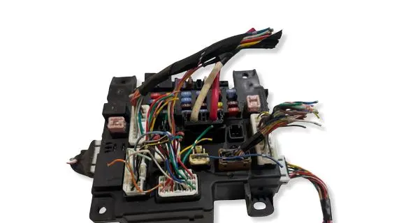 Mitsubishi Outlander Fuse module 8637A313 519087548 L8637001A