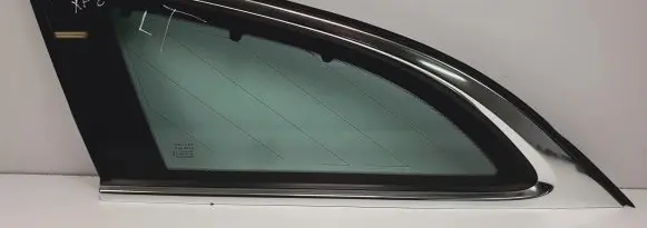 Jaguar XF X250 Rear side window 43R-001582