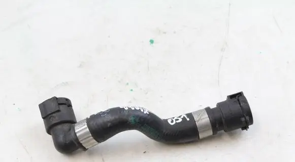 Engine coolant pipe/hose