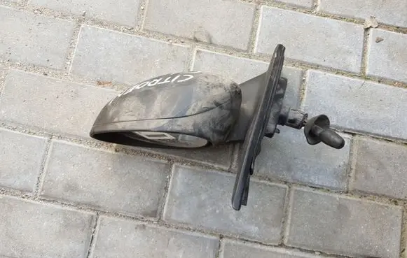 Citroen C1 Front door electric wing mirror