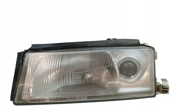 Skoda Octavia Mk1 (1U) Headlight/headlamp 