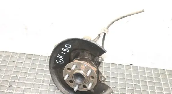 Toyota C-HR I Rear wheel hub
