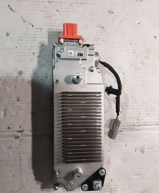 Toyota RAV 4 (XA50) Voltage converter inverter G927042060 21072600347