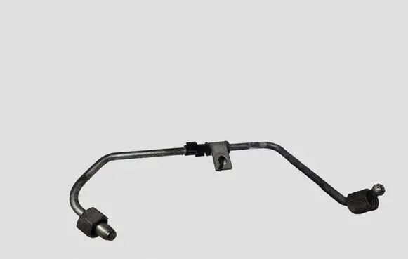 Chevrolet Captiva Fuel injector supply line/pipe