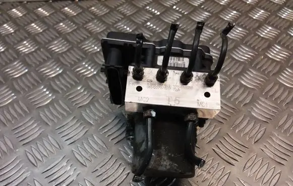 Subaru Legacy ABS Pump 0265234662 27530AG250