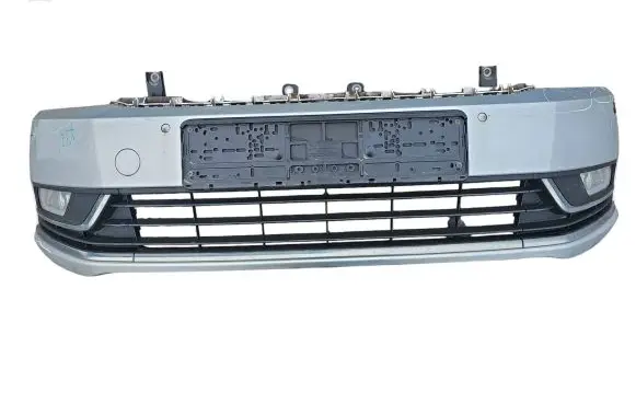 Volkswagen PASSAT B7 Front bumper 3AA807221