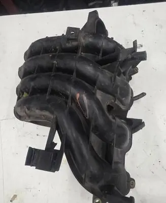 Volkswagen Polo III 6N 6N2 6NF Intake manifold 036129711