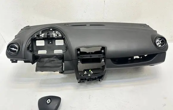 Renault Clio IV Dashboard 682000184R