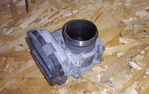 Citroen C3 Throttle valve 9673534480