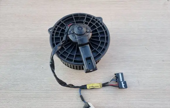 Lexus IS 200-300 Heater fan/blower 1940001150