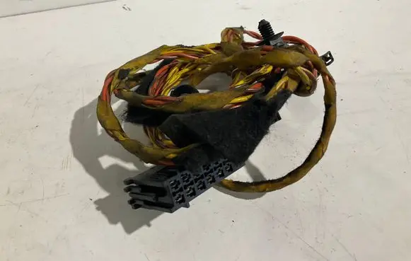 Mercedes-Benz E W211 Sound system wiring loom 