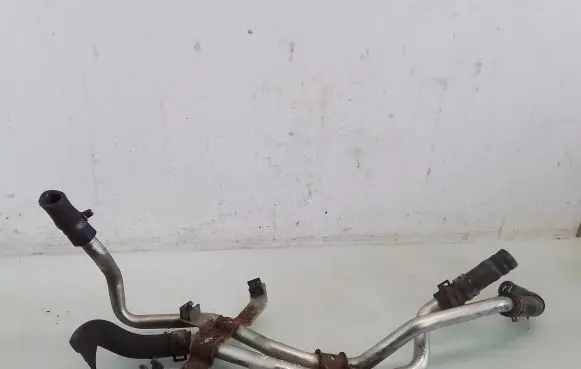 Toyota Yaris Engine coolant pipe/hose