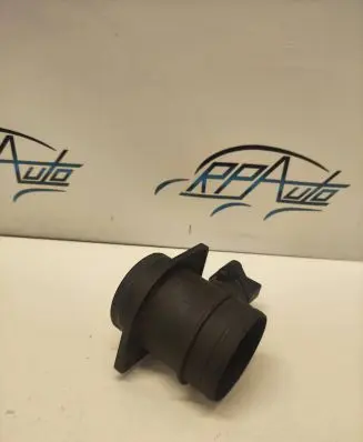 Volkswagen Touran I Mass air flow meter 038906461B 0281002531
