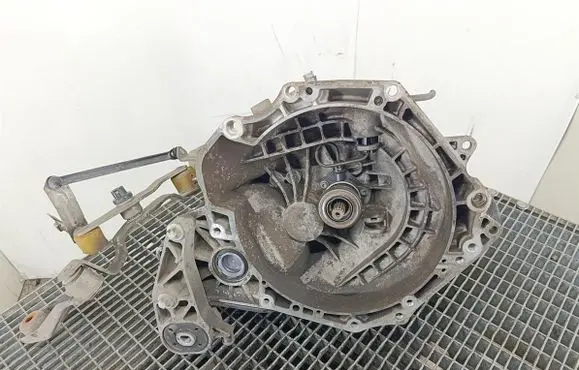 Opel Tigra B Manual 5 speed gearbox F13C374