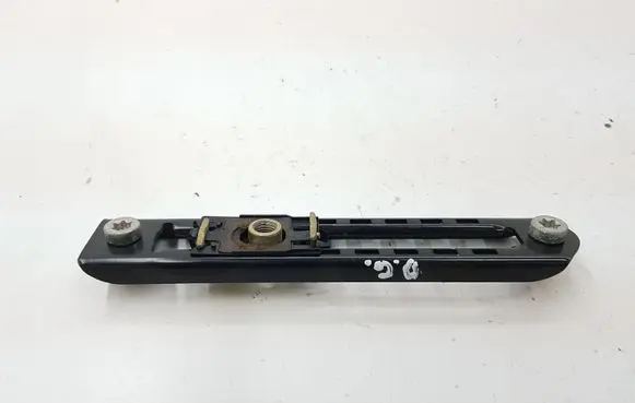 Opel Vectra B Seat belt adjustment rail 