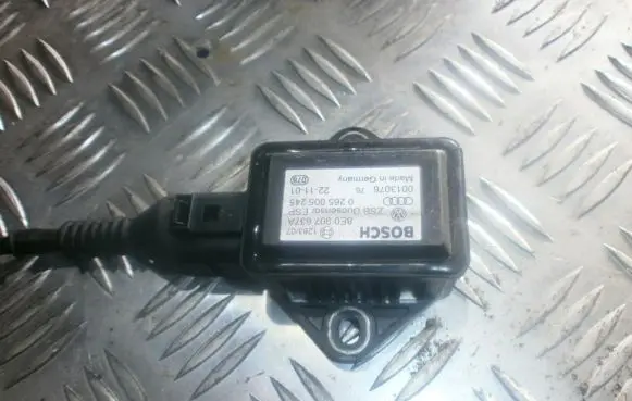 Volkswagen Polo III 6N 6N2 6NF ESP acceleration yaw rate sensor 0265005245