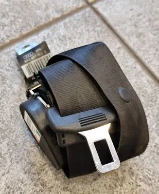 Audi A4 S4 B8 8K Rear seatbelt 621421000