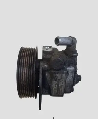 Land Rover Range Rover Sport L320 Power steering pump QVB500660