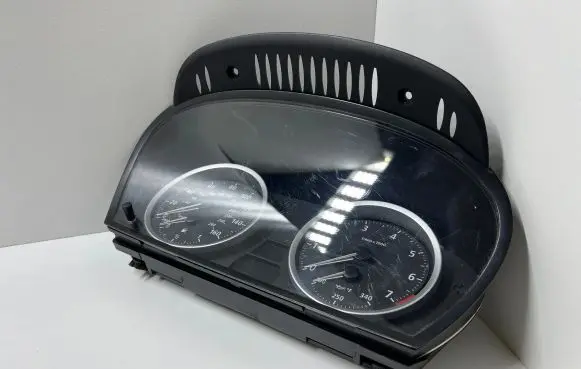 BMW 6 E63 E64 Speedometer (instrument cluster) 62116958612 110080213 213383000530