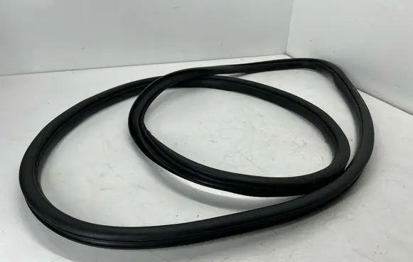 Jeep Grand Cherokee Front door rubber seal 55399256AB 55300256
