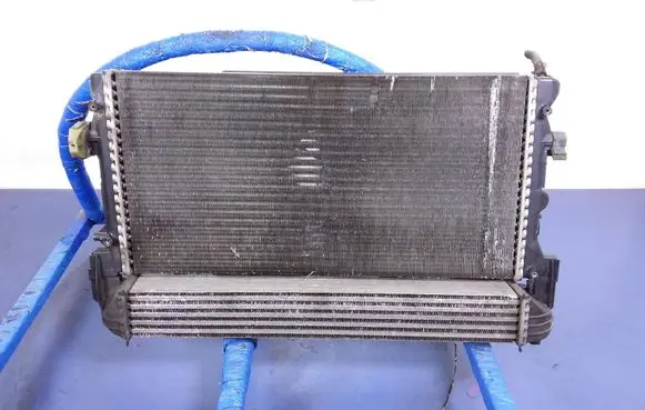 Skoda Fabia Mk2 (5J) Coolant radiator 6R0121253