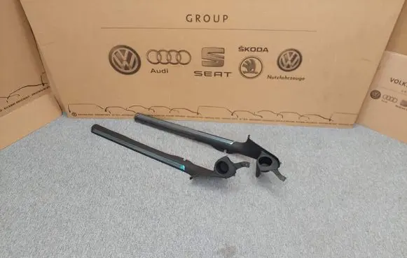 Volkswagen Golf VII Front sill trim cover 5G3853371B 5G3853372B 5G3853369J