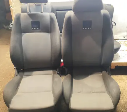 Seat set