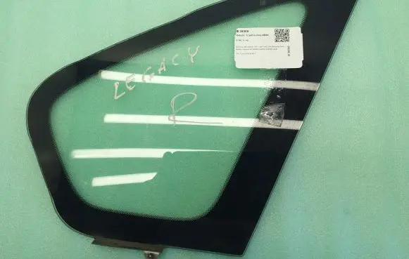 Subaru Legacy Rear vent window glass 43R005165 DOT44M2A2