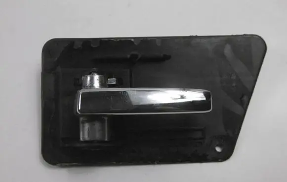 Opel Omega B1 Front door interior handle 90566892