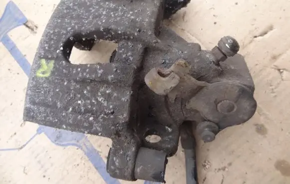 Ford Focus Rear brake caliper XXXXXXXXXXX