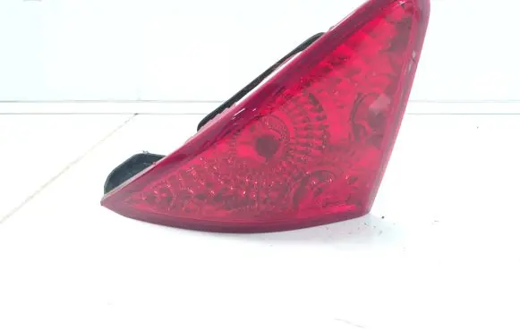 Peugeot 3008 I Tailgate rear/tail lights 26039012