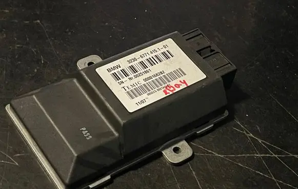 BMW 7 E65 E66 Steering rack control module 6771415 00001682B2 00251861
