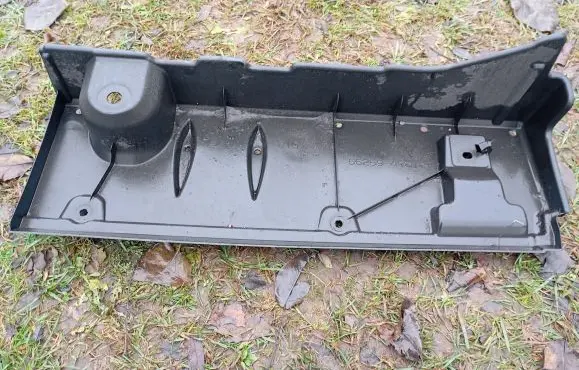 Toyota Prius (XW50) Front bumper skid plate/under tray 6625947010