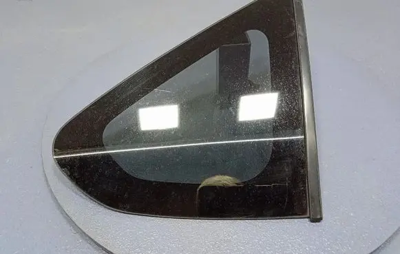 Subaru XV I Rear side window