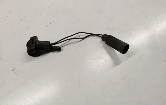 Mercedes-Benz X-class W470 Windshield washer spray nozzle 