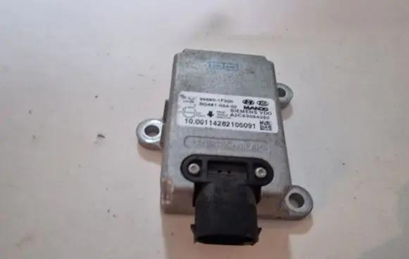 KIA Sportage ESP acceleration yaw rate sensor 956901F300