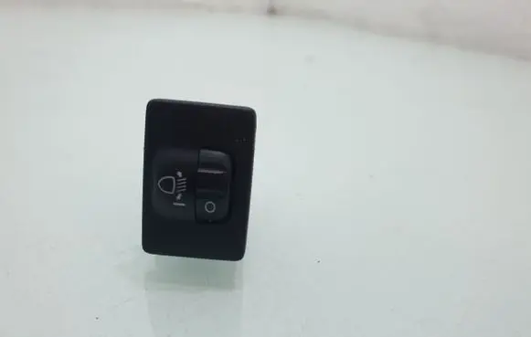 Toyota Auris 150 Headlight level height control switch 8415202040